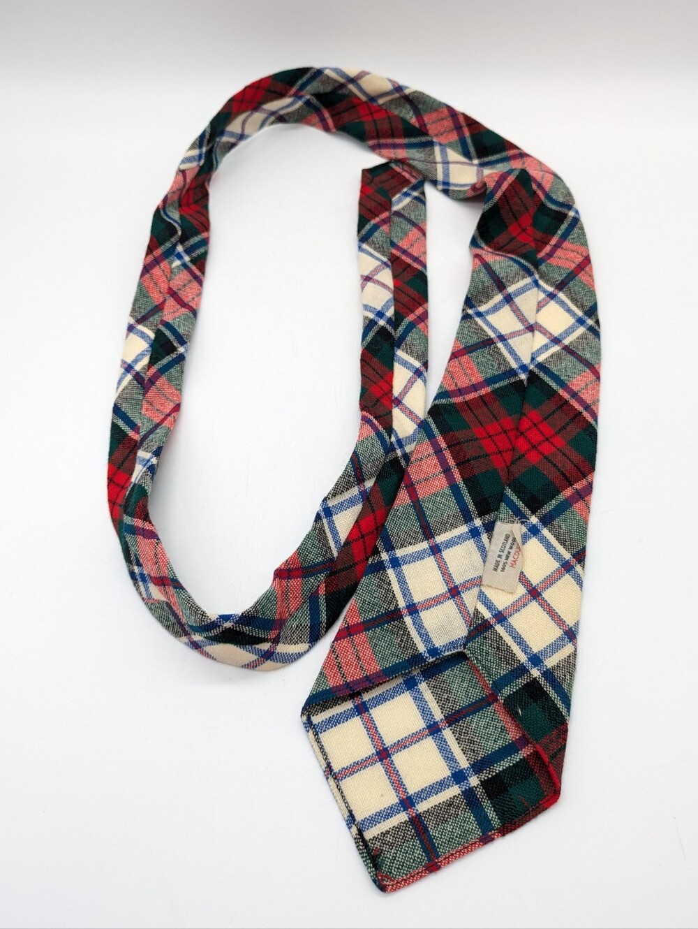Vintage Macduff Scotland Red Green Tartan Plaid Wool Tie - Picture 4 of 5
